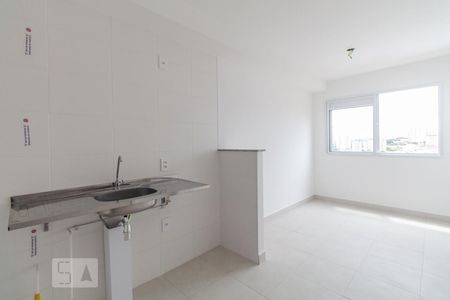 Sala e cozinha de apartamento à venda com 1 quarto, 29m² em Vila Ema, São Paulo