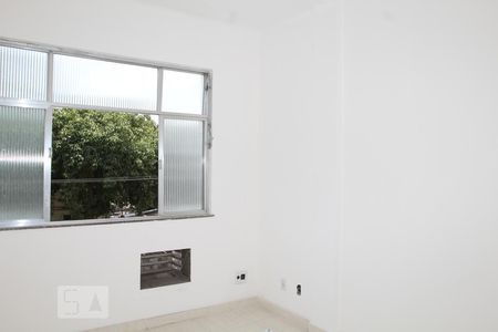 Quarto de apartamento à venda com 3 quartos, 50m² em Madureira, Rio de Janeiro