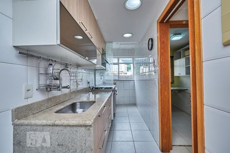 Apartamento à venda com 81m², 3 quartos e 1 vaga Apartamento à venda com 81m², 3 quartos e 1 vagaCozinha