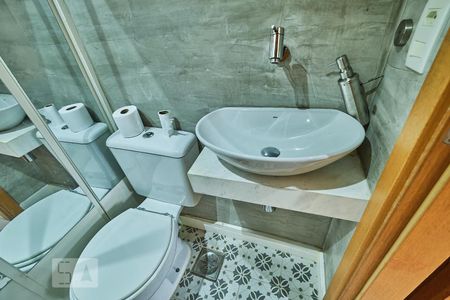 Apartamento à venda com 81m², 3 quartos e 1 vaga Apartamento à venda com 81m², 3 quartos e 1 vagaLavabo