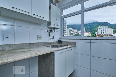 Apartamento à venda com 81m², 3 quartos e 1 vaga Apartamento à venda com 81m², 3 quartos e 1 vagaÁrea de Serviço