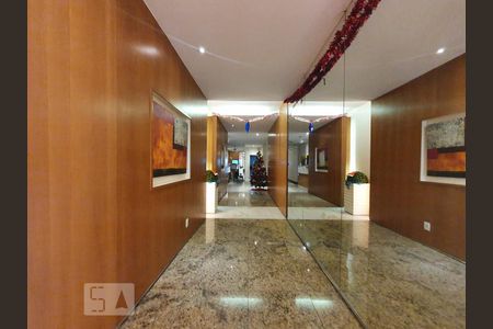 Apartamento à venda com 81m², 3 quartos e 1 vaga Apartamento à venda com 81m², 3 quartos e 1 vagaHall de Entrada