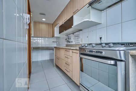 Apartamento à venda com 81m², 3 quartos e 1 vaga Apartamento à venda com 81m², 3 quartos e 1 vagaCozinha