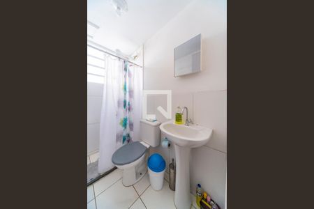 Banheiro  de apartamento à venda com 2 quartos, 46m² em Vila Homero Thon, Santo André