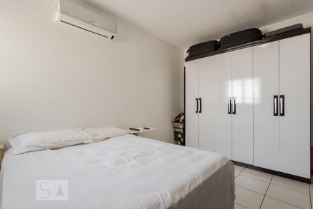 Quarto 1 de casa para alugar com 3 quartos, 280m² em São João, Porto Alegre