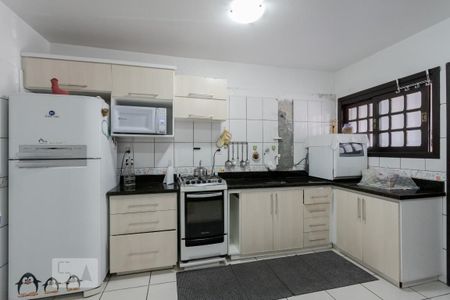 Casa para alugar com 280m², 3 quartos e 2 vagas Casa para alugar com 280m², 3 quartos e 2 vagasCozinha