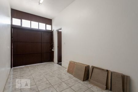 Casa para alugar com 280m², 3 quartos e 2 vagas Casa para alugar com 280m², 3 quartos e 2 vagasGaragem