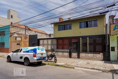 Casa para alugar com 280m², 3 quartos e 2 vagas Casa para alugar com 280m², 3 quartos e 2 vagasFachada