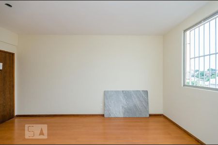 Sala de apartamento para alugar com 3 quartos, 79m² em Salgado Filho, Belo Horizonte