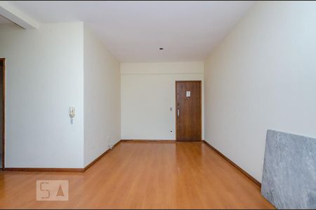 Sala de apartamento para alugar com 3 quartos, 79m² em Salgado Filho, Belo Horizonte