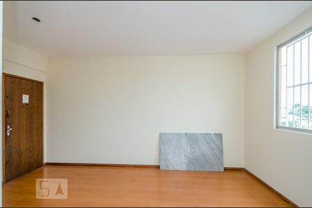 Sala de apartamento para alugar com 3 quartos, 79m² em Salgado Filho, Belo Horizonte