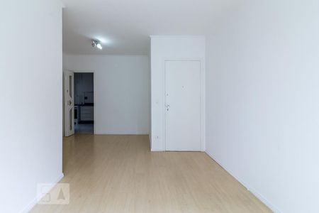 Sala de apartamento para alugar com 3 quartos, 84m² em Indianópolis, São Paulo