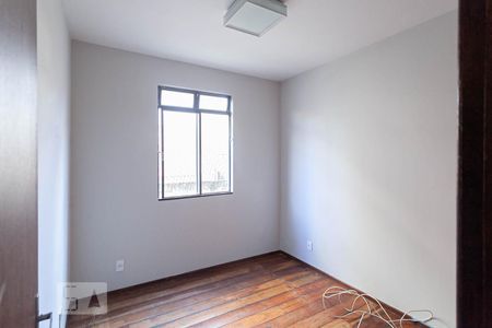 Quarto 1 de apartamento à venda com 2 quartos, 64m² em Santa Tereza, Belo Horizonte