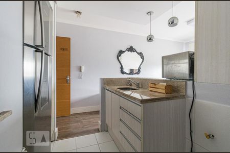 Cozinha e Área de Serviço de apartamento à venda com 1 quarto, 58m² em Três Figueiras, Porto Alegre