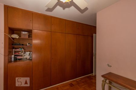 Suite  de apartamento à venda com 4 quartos, 140m² em Campo Belo, São Paulo