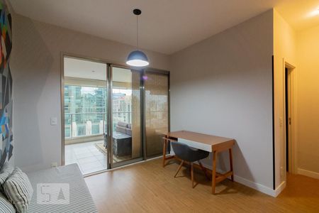 Sala de apartamento para alugar com 2 quartos, 101m² em Itaim Bibi, São Paulo