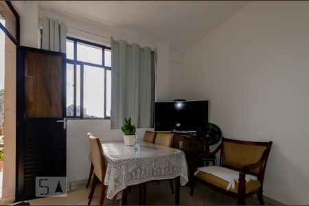 Sala de apartamento para alugar com 3 quartos, 94m² em Politeama, Salvador