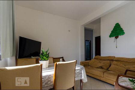 Apartamento para alugar com 94m², 3 quartos e sem vagaSala