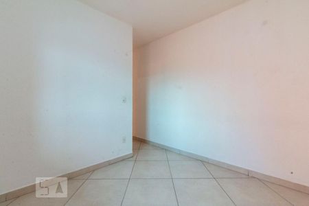 Sala de casa para alugar com 2 quartos, 62m² em Vila Carmosina, São Paulo