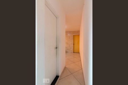 Acesso Banheiro de casa para alugar com 2 quartos, 62m² em Vila Carmosina, São Paulo