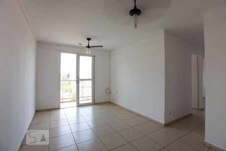 Sala de apartamento para alugar com 3 quartos, 77m² em Parque Industrial Lagoinha, Ribeirão Preto