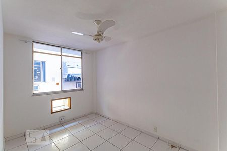 Quarto 2 de apartamento para alugar com 2 quartos, 63m² em Largo do Barradas, Niterói