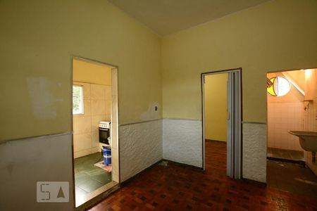 Sala de apartamento para alugar com 1 quarto, 32m² em Penha Circular, Rio de Janeiro