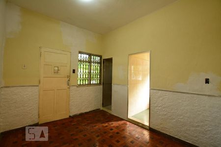 Sala de apartamento para alugar com 1 quarto, 32m² em Penha Circular, Rio de Janeiro