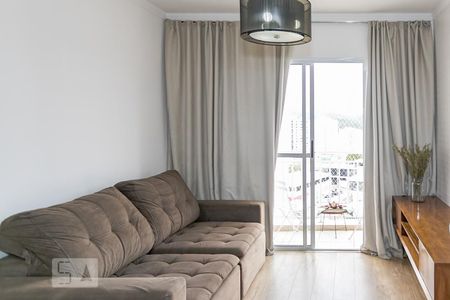 Sala de apartamento para alugar com 3 quartos, 72m² em Vila Mogilar, Mogi das Cruzes