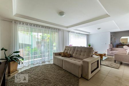 Sala de casa de condomínio à venda com 3 quartos, 295m² em Badu, Niterói