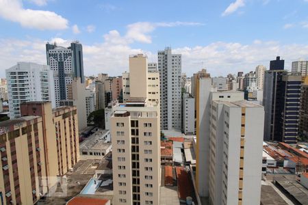 Vista da Sala de apartamento à venda com 3 quartos, 143m² em Centro, Campinas