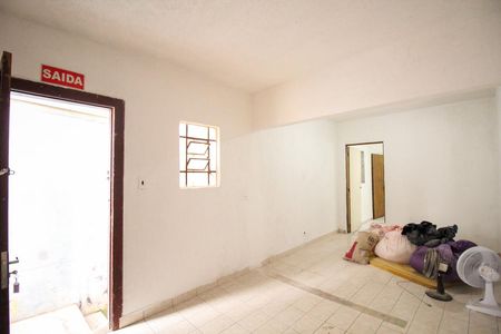 Sala de casa para alugar com 1 quarto, 50m² em Vila Iório, São Paulo