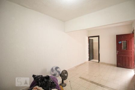 Sala de casa para alugar com 1 quarto, 50m² em Vila Iório, São Paulo