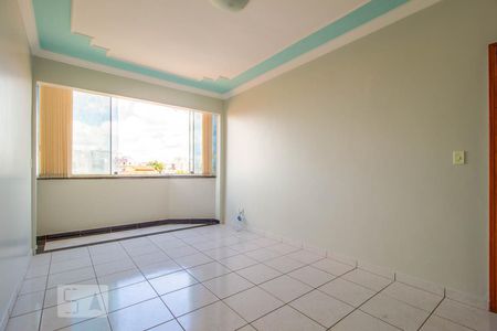 Sala de apartamento para alugar com 2 quartos, 75m² em Santa Mônica, Uberlândia