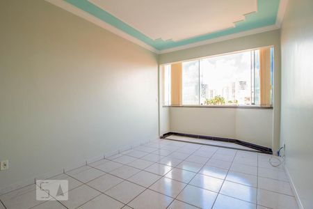 Sala de apartamento para alugar com 2 quartos, 75m² em Santa Mônica, Uberlândia