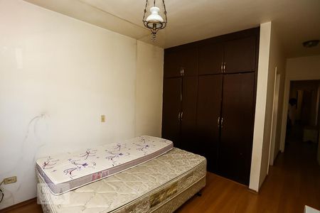 suíte de casa à venda com 3 quartos, 300m² em Vila Morse, São Paulo