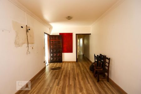 Sala de casa à venda com 3 quartos, 300m² em Vila Morse, São Paulo