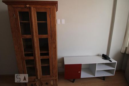 Sala de apartamento para alugar com 1 quarto, 44m² em Centro, Campinas