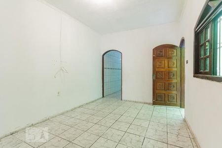 Sala de casa para alugar com 2 quartos, 110m² em Jardim Aracy, Mauá