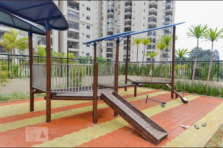 Studio à venda com 38m², 1 quarto e 1 vaga Studio à venda com 38m², 1 quarto e 1 vagaÁrea Comum - Playground