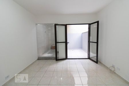 Sala de casa para alugar com 2 quartos, 80m² em Vila Isolina Mazzei, São Paulo