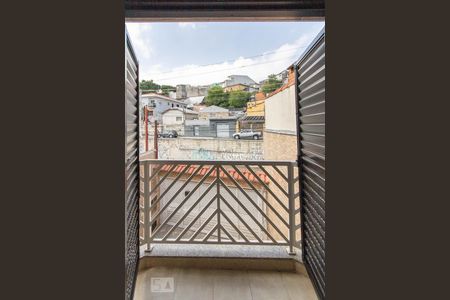 Sacada da Suíte 1 de casa para alugar com 2 quartos, 80m² em Vila Isolina Mazzei, São Paulo