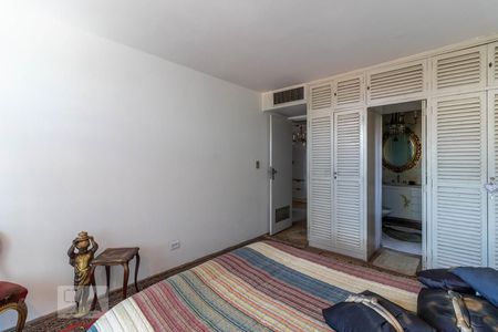 Suíte 1 de casa para alugar com 4 quartos, 520m² em Jardim São Bento, São Paulo