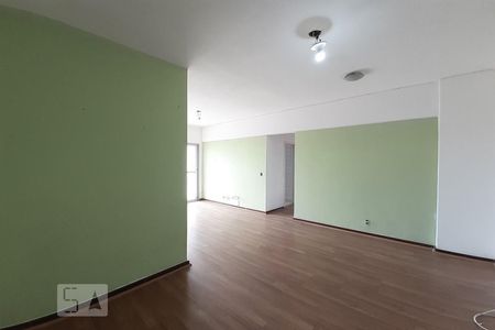 Apartamento à venda com 65m², 2 quartos e 1 vagaSala