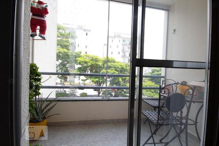 Sacada de apartamento à venda com 2 quartos, 57m² em Bandeiras, Osasco