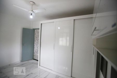 Quarto 1 de apartamento para alugar com 2 quartos, 42m² em Taquara, Rio de Janeiro