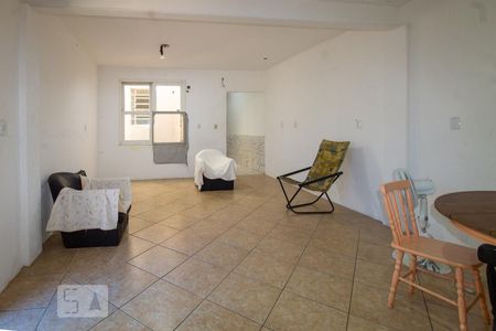 Sala de casa à venda com 4 quartos, 227m² em Azenha, Porto Alegre