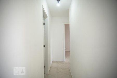Corredor - Quartos de apartamento para alugar com 2 quartos, 60m² em Parque Imperial, São Paulo
