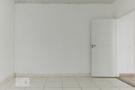 Quarto 1 de casa para alugar com 2 quartos, 120m² em Chácara Mafalda, São Paulo