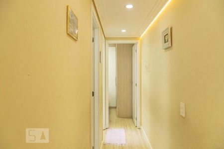 Corredor de apartamento à venda com 2 quartos, 40m² em Vila Sílvia, São Paulo